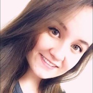 Meet your Posher, Cassy